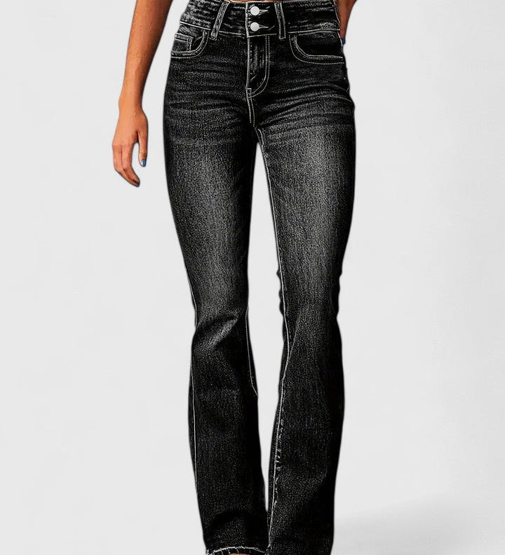 Koralynnae | Sophisticated Jeans