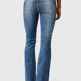 Koralynnae | Sophisticated Jeans