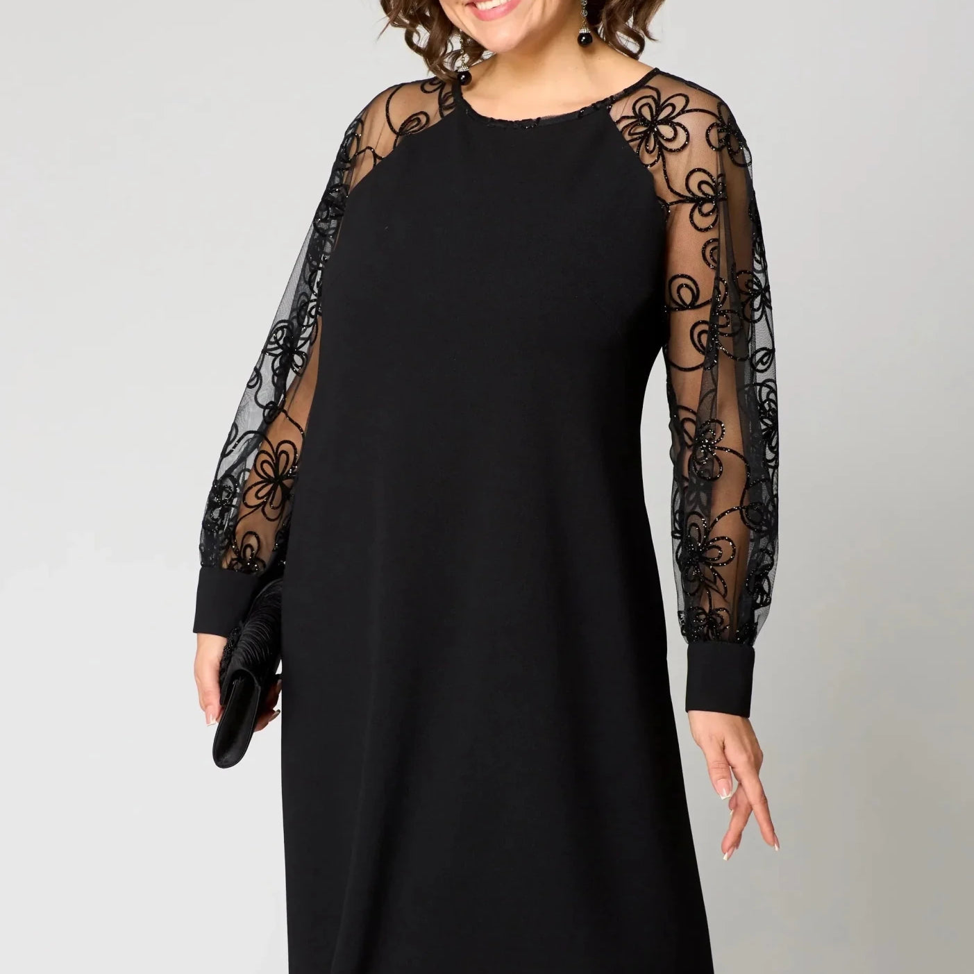 Aurelia | Elegant Lace Dress - Velvet Haven