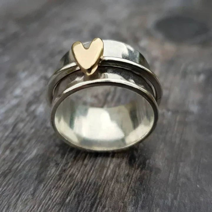 Timeless Heart Dangle Ring - Velvet Haven