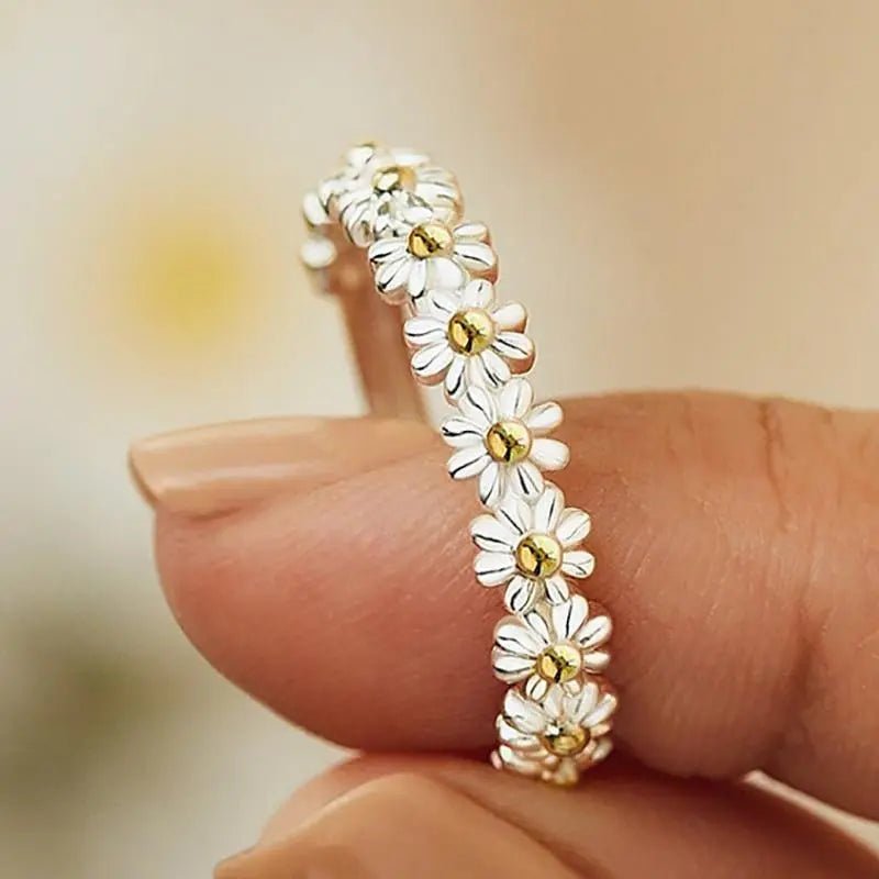 Silver Daisy Ring with Hand-Painted Enamel - Velvet Haven