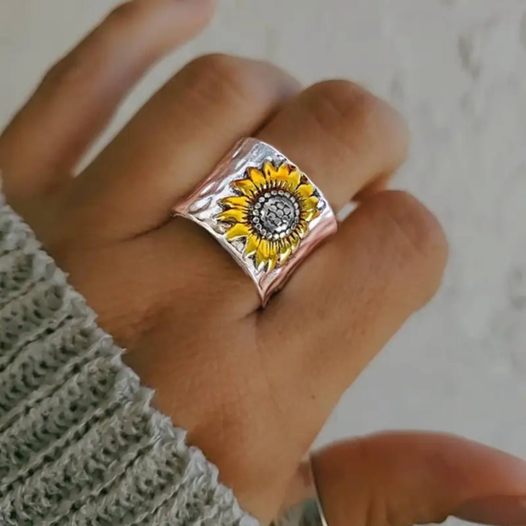 Sunflower Trail Silver Ring - Velvet Haven