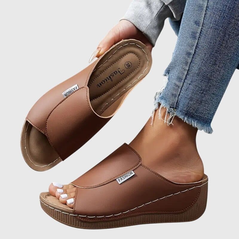 Bríd | Classic Comfort Walking Sandals - Velvet Haven