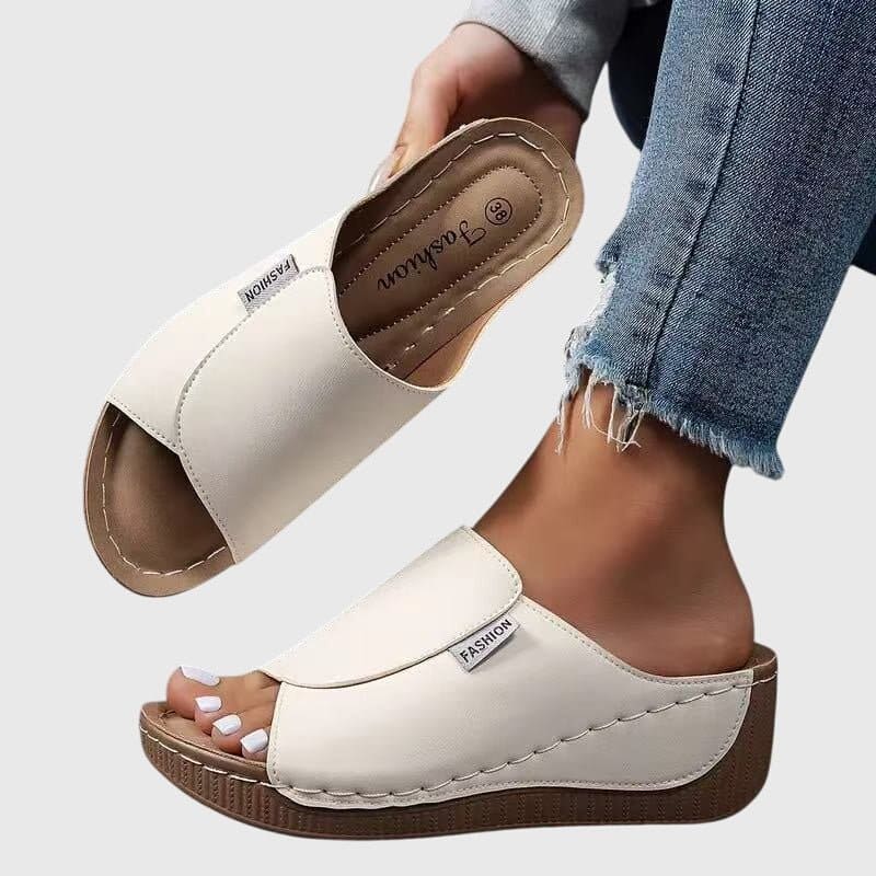 Bríd | Classic Comfort Walking Sandals - Velvet Haven
