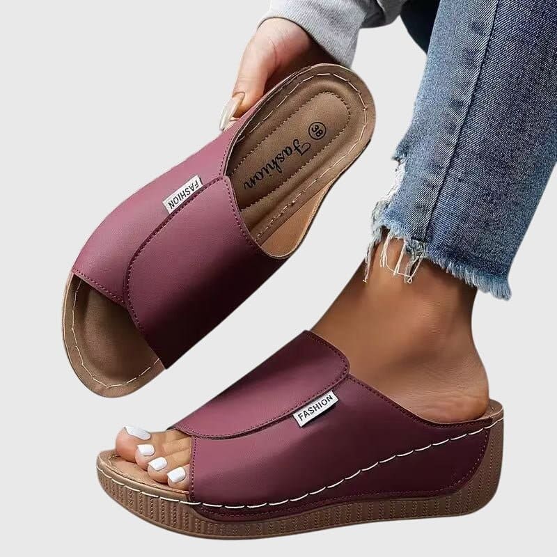 Bríd | Classic Comfort Walking Sandals - Velvet Haven