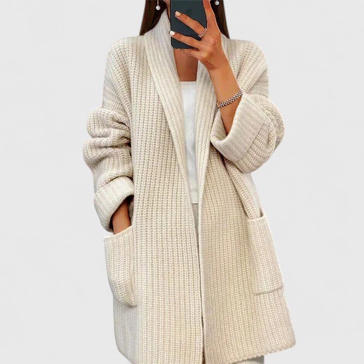 Amy | Comfortable Cardigan - Velvet Haven