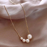 Elegant Gold Necklace with Freshwater Pearls
