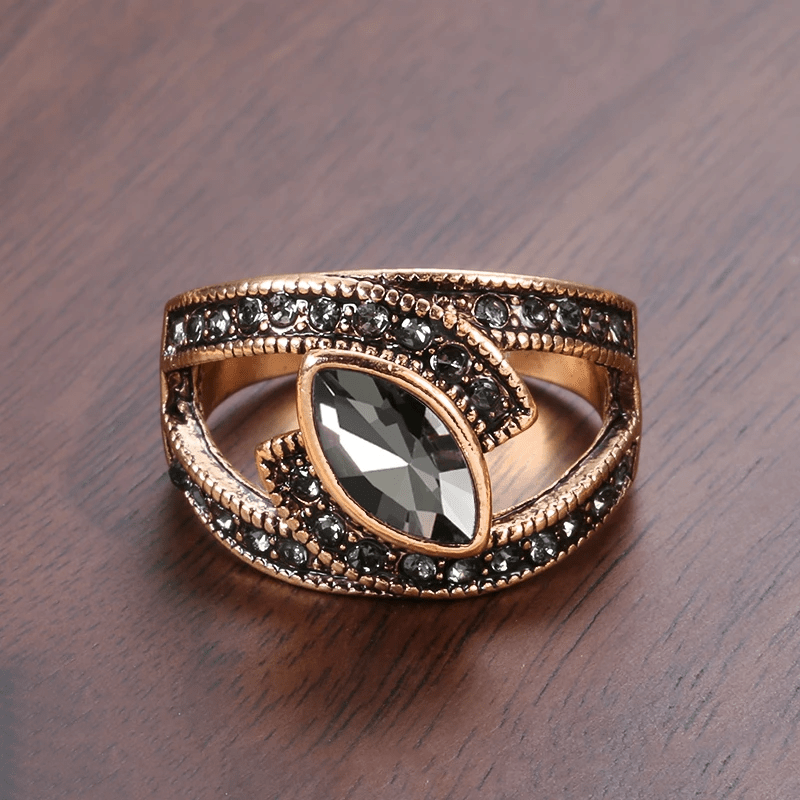 Black Crystal Ring - Velvet Haven