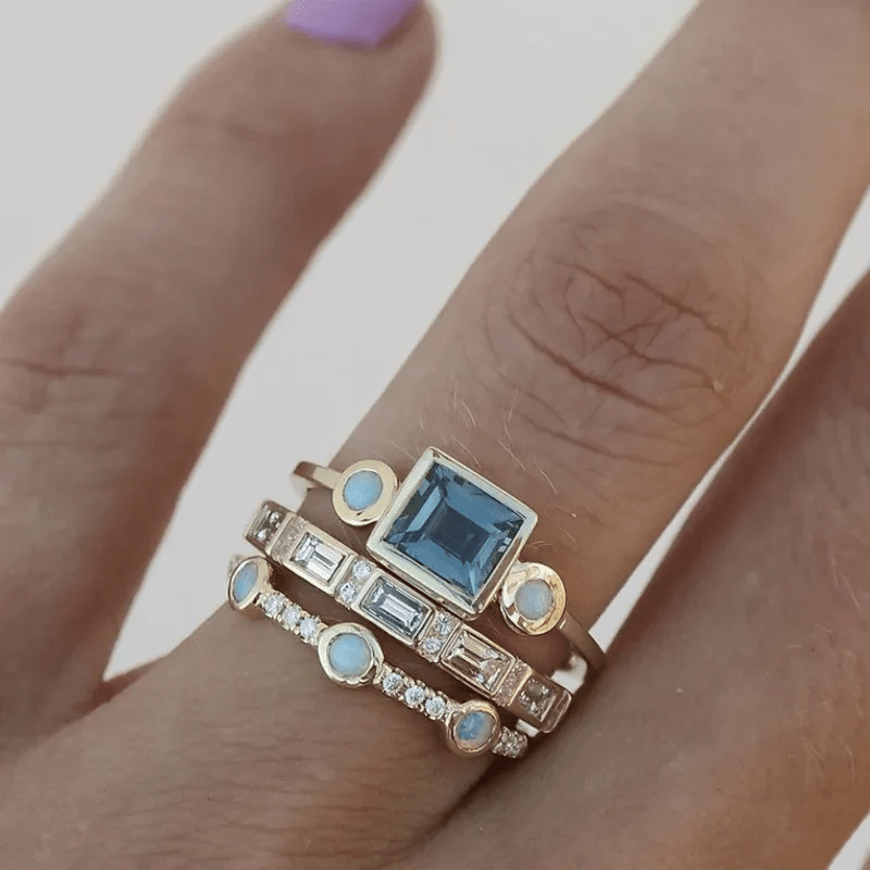 Classic Vintage Crystal Ring Set - Velvet Haven