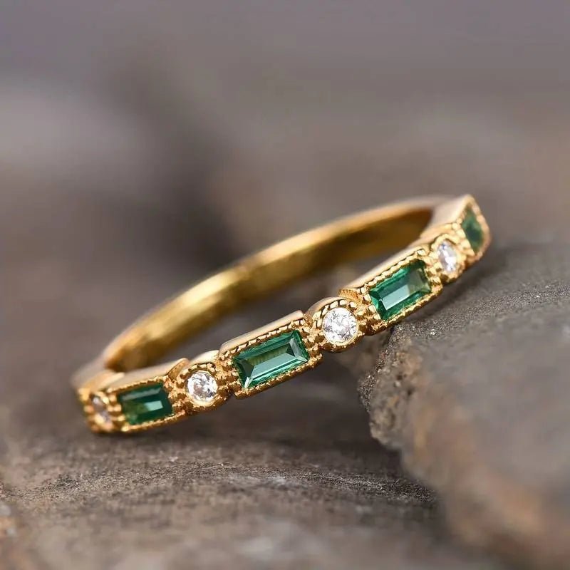 Vintage Green Zirconia Gold Ring - Velvet Haven