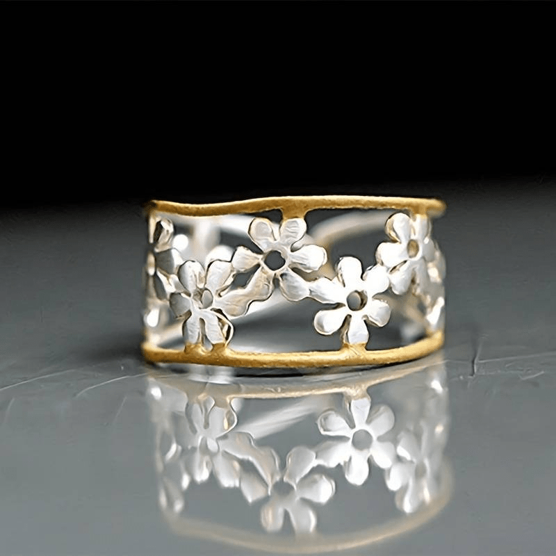 Chic Daisy Ring - Velvet Haven