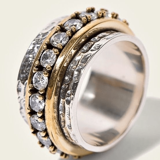 Chic Zirconia Stone Ring - Velvet Haven