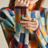 Mia | Retro-Inspired Plaid Jumper